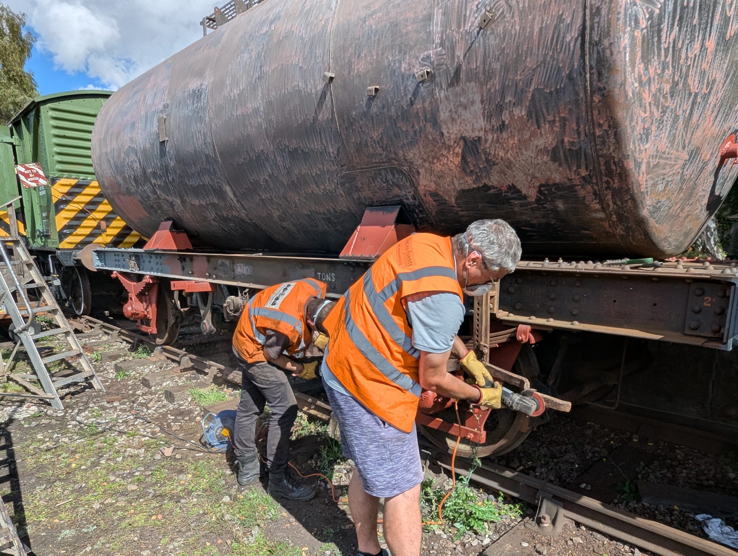 31/08/25 – Still airless…