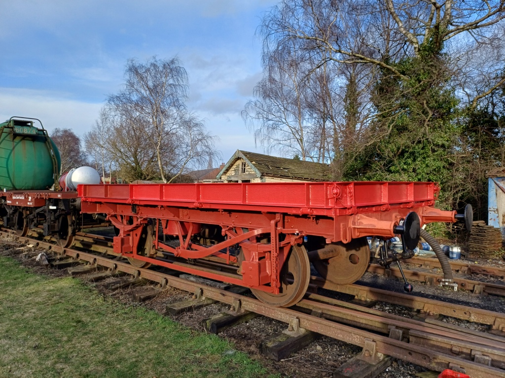 22/02/26 – Lowfit gets some Paint